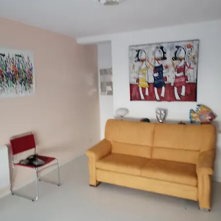 Grand لا روشيل